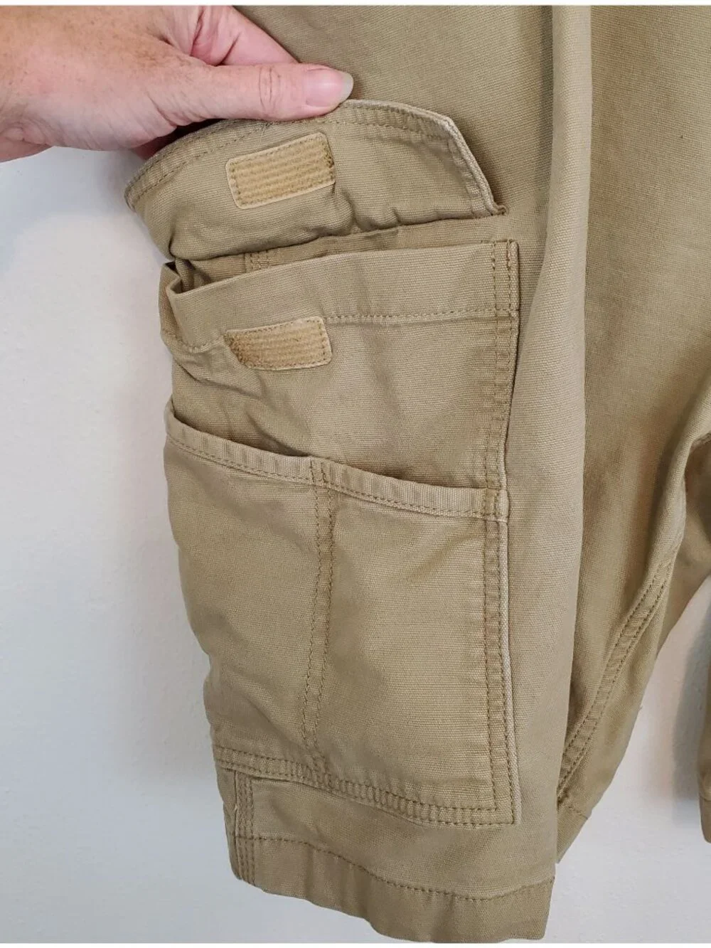 Carhartt khaki relaxed fit cargo work shorts